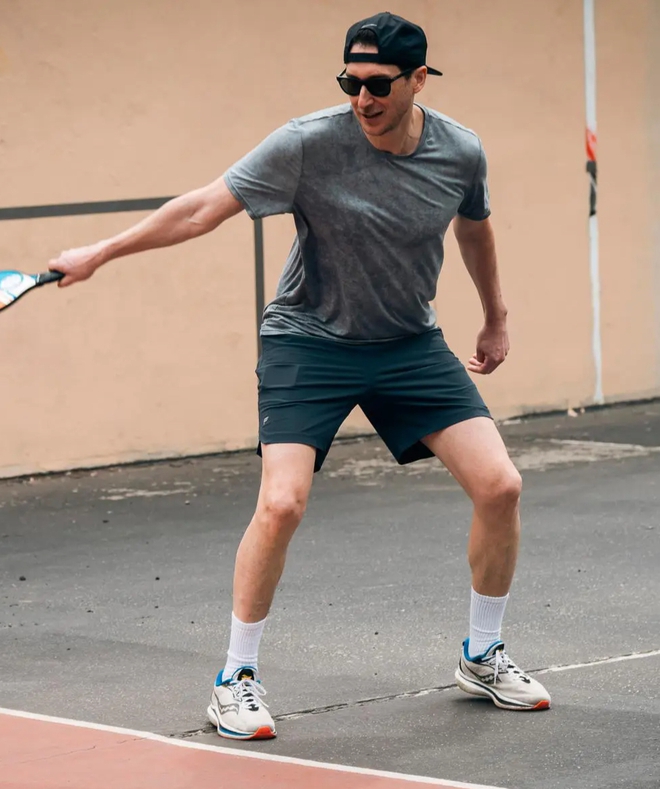 Địa điểm hẹn hò đỉnh nhất lúc này gọi tên sân Pickleball: Chơi vui vui lại tìm được chân ái, &quot;Tinder giới thể dục thể thao&quot; là đây? - Ảnh 2.