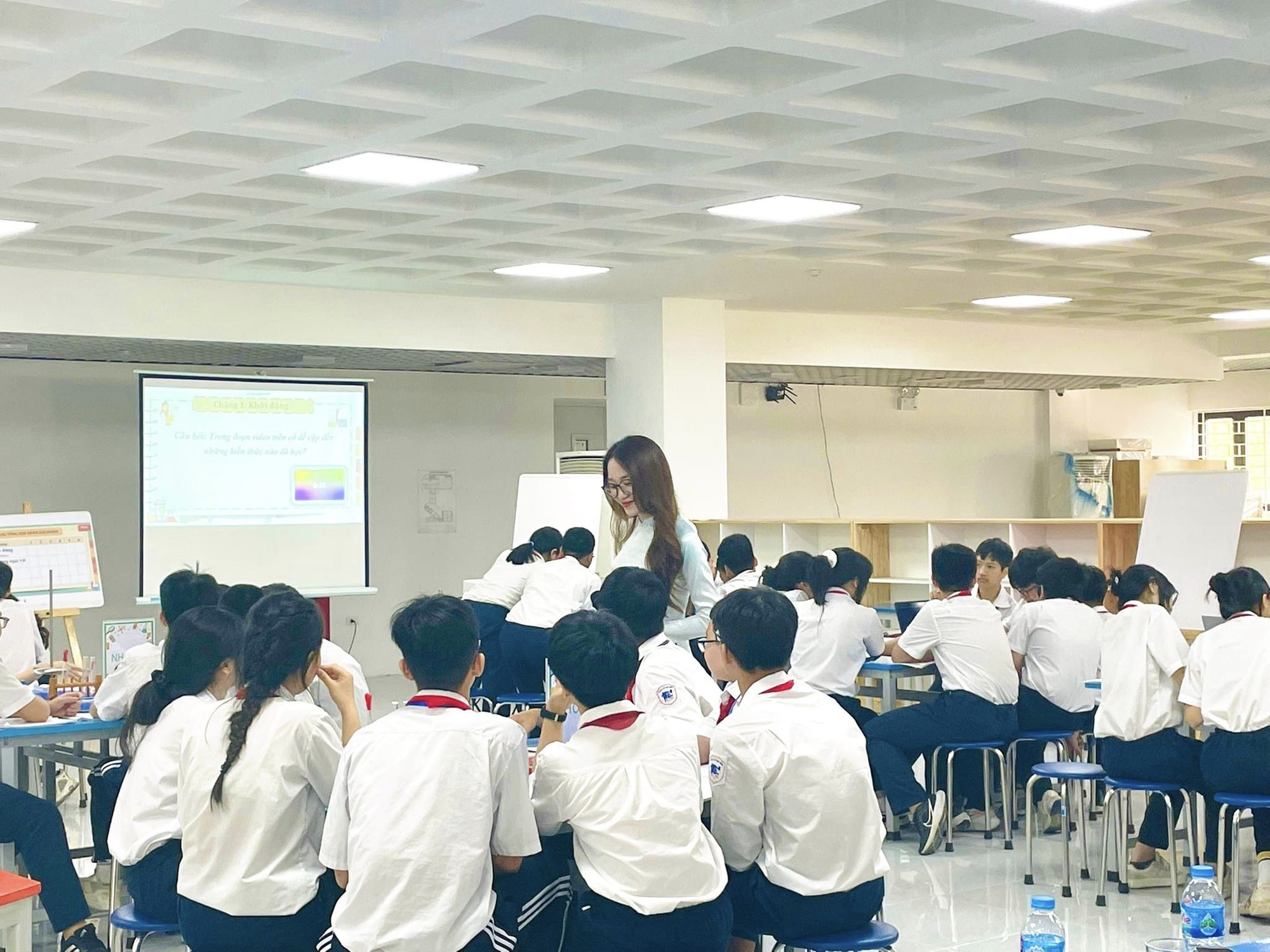 Một trường THCS đang được đầu tư 125 tỷ đồng để cải tạo xây mới: Thuộc top đầu khu vực về thành tích thi Học sinh giỏi các cấp- Ảnh 2. Một trường THCS đang được đầu tư 125 tỷ đồng để cải tạo xây mới: Thuộc top đầu khu vực về thành tích thi Học sinh giỏi các cấp- Ảnh 2.