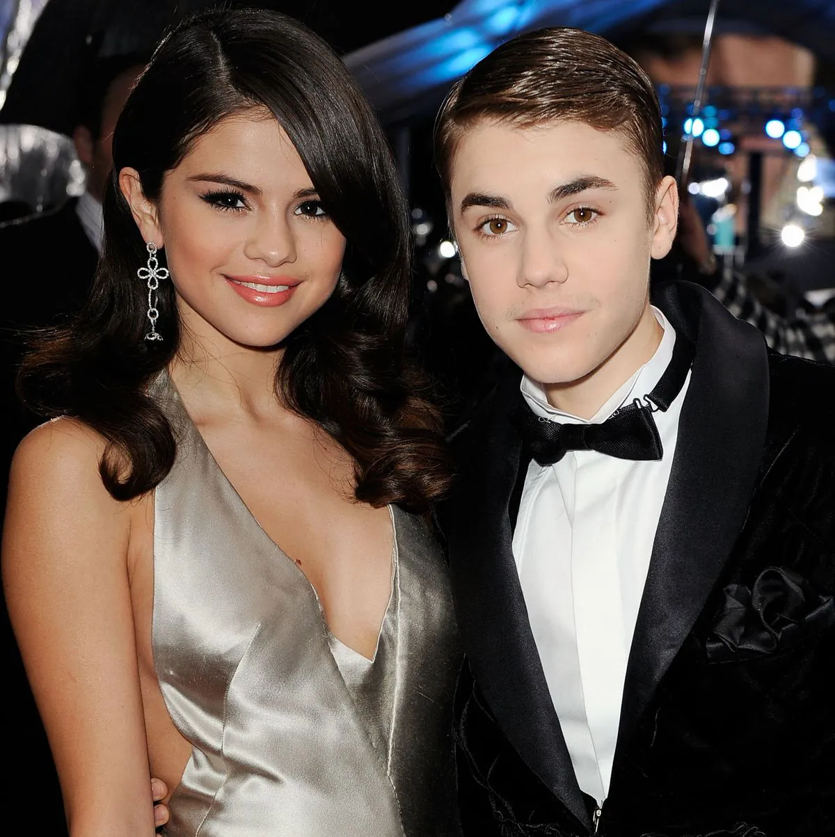 Selena Gomez: Bậc thầy lôi kéo sự chú ý và chấp niệm 14 năm với Justin Bieber - Ảnh 1.