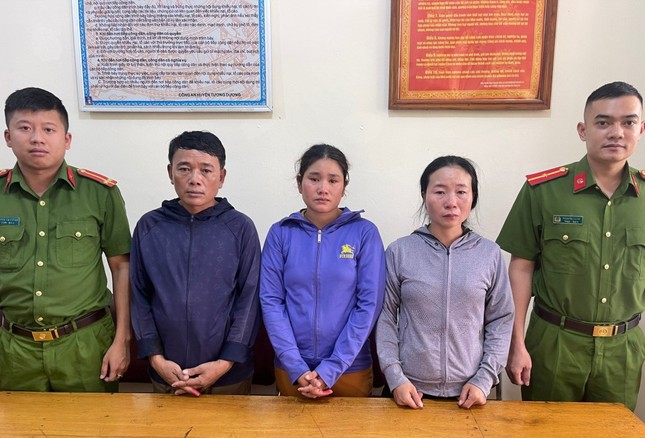 Phá đường dây mua bán trẻ em, giải cứu thành công 3 bé gái - Ảnh 1. Phá đường dây mua bán trẻ em, giải cứu thành công 3 bé gái - Ảnh 1.