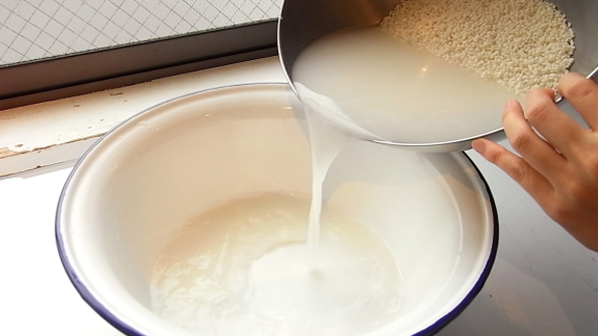 Nấu cơm giữ lại loại nước này, uống vào vừa trắng mịn da lại làm chậm quá trình lão hoá - Ảnh 2.