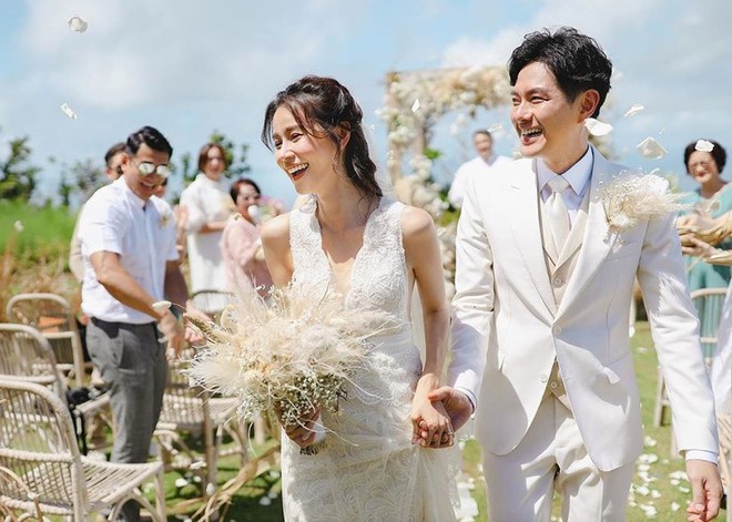 Sao nam "số hưởng nhất showbiz" U50 vẫn trẻ đẹp bất ngờ, vừa tiêu tan sự nghiệp liền sở hữu 34.000 tỷ - Ảnh 5. Sao nam "số hưởng nhất showbiz" U50 vẫn trẻ đẹp bất ngờ, vừa tiêu tan sự nghiệp liền sở hữu 34.000 tỷ - Ảnh 5.