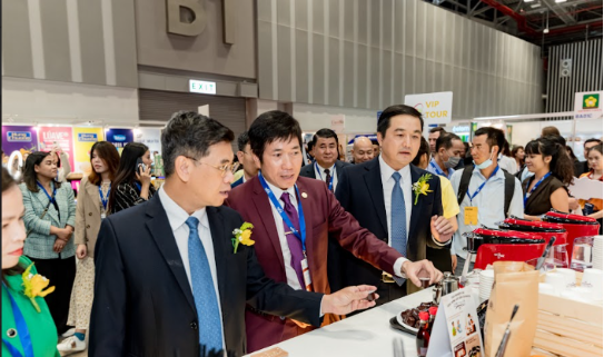 Vinacafé - Thương hiệu quốc gia giành được sự quan tâm tại hội chợ quốc tế EXPO HCMC 2024 - Ảnh 2. Vinacafé - Thương hiệu quốc gia giành được sự quan tâm tại hội chợ quốc tế EXPO HCMC 2024 - Ảnh 2.