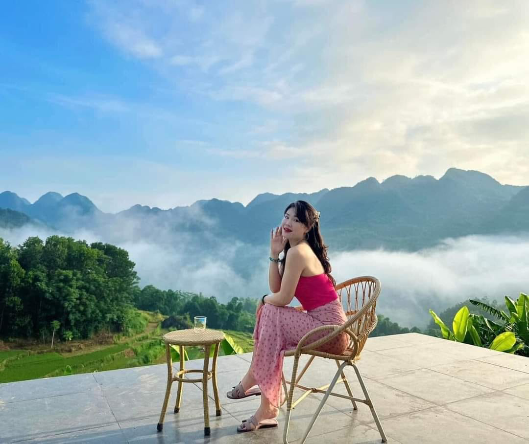 Nằm trong khu bảo tồn thiên nhiên Pù Luông, 1 địa điểm là nàng thơ giữa đại ngàn” vừa dữ dội vừa dịu êm, chỉ cách Hà Nội 3 tiếng lái xe - Ảnh 9. Nằm trong khu bảo tồn thiên nhiên Pù Luông, 1 địa điểm là nàng thơ giữa đại ngàn” vừa dữ dội vừa dịu êm, chỉ cách Hà Nội 3 tiếng lái xe - Ảnh 9.