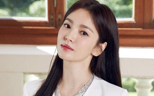 Song Hye Kyo: 'Tôi không áp lực vì già đi' - Ảnh 5.