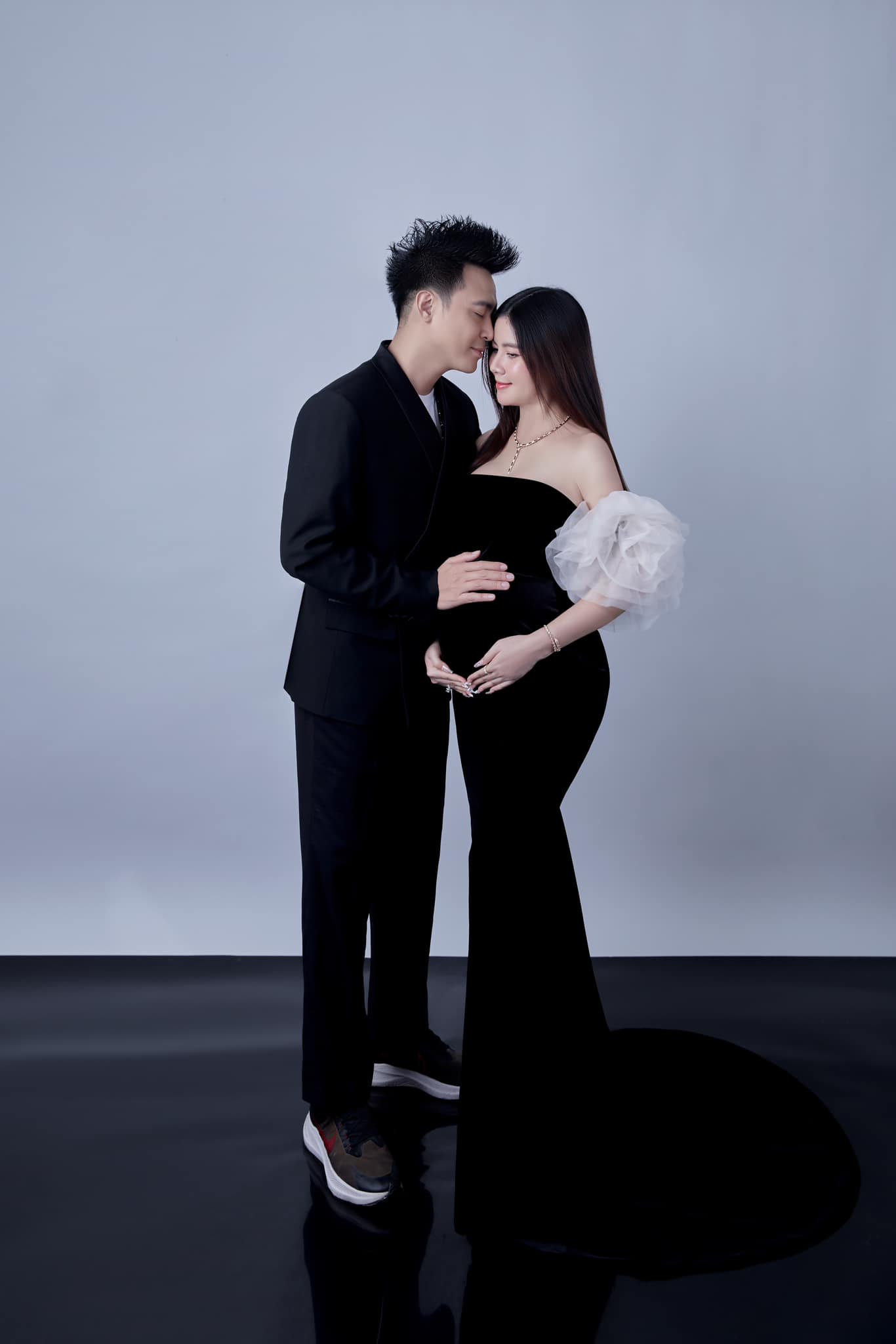 Diễn viên Kha Ly xác nhận đang mang thai 7 tháng sau 8 năm kết hôn - Ảnh 4.