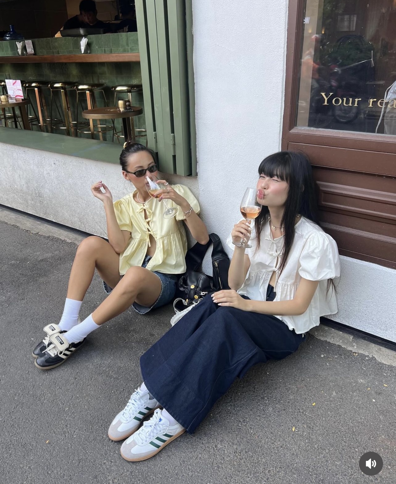 2 gái xinh hot nhờ serie lên đồ cho BFF: Thân nhau vì cùng chung năng lượng 2 gái xinh hot nhờ serie lên đồ cho BFF: Thân nhau vì cùng chung năng lượng
