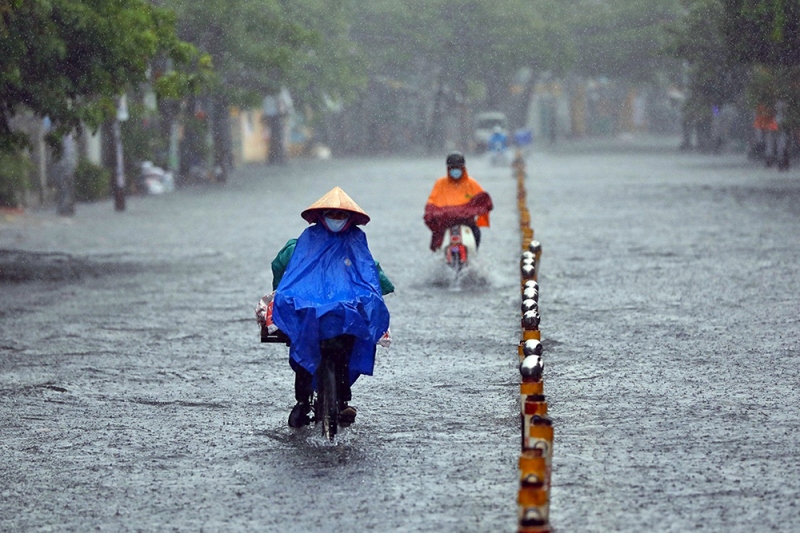 Thời tiết ngày 3/5: Bắc Bộ và Thanh Hóa có mưa vừa và dông - Ảnh 1.