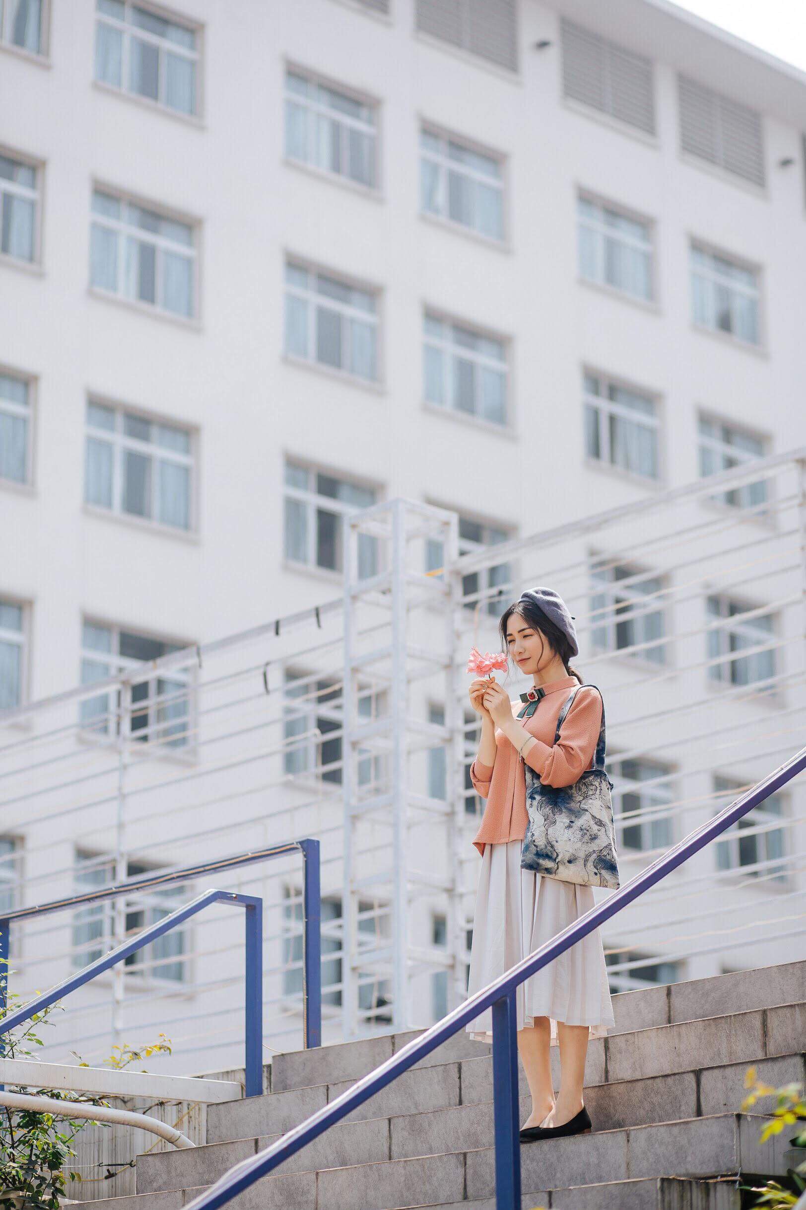 "Cheap moment" với thần tượng qua loạt đại học danh tiếng: Nơi nào cũng như phim trường, cứ check-in là có ảnh đẹp- Ảnh 5. "Cheap moment" với thần tượng qua loạt đại học danh tiếng: Nơi nào cũng như phim trường, cứ check-in là có ảnh đẹp- Ảnh 5.