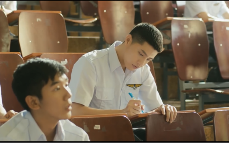 "Cheap moment" với thần tượng qua loạt đại học danh tiếng: Nơi nào cũng như phim trường, cứ check-in là có ảnh đẹp- Ảnh 9. "Cheap moment" với thần tượng qua loạt đại học danh tiếng: Nơi nào cũng như phim trường, cứ check-in là có ảnh đẹp- Ảnh 9.