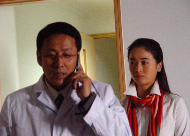 Mỹ nhân đóng phim là phụ yêu bạn diễn là chính, sự nghiệp tụt dốc vì cảnh khỏa thân chấn động - Ảnh 3. Mỹ nhân đóng phim là phụ yêu bạn diễn là chính, sự nghiệp tụt dốc vì cảnh khỏa thân chấn động - Ảnh 3.
