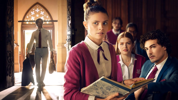 Phim học đường đứng top 1 to&agrave;n cầu: Thống trị 67 quốc gia, c&oacute; loạt cảnh n&oacute;ng qu&aacute; t&aacute;o bạo - Ảnh 3.