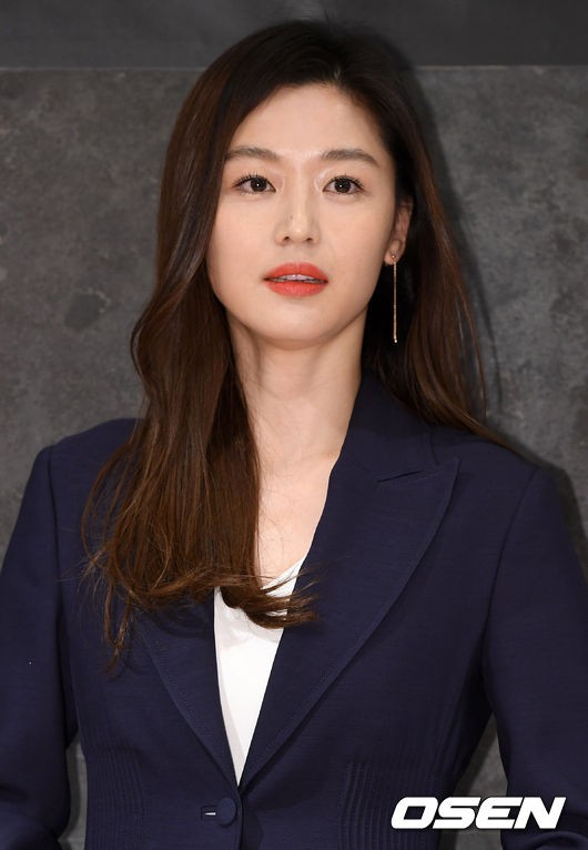 Jun Ji Hyun và loạt sao nữ lấy chồng hào môn, giàu nhất Hàn Quốc - Ảnh 3.