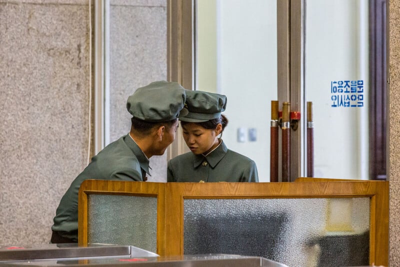 Những bức ảnh hiếm hoi hé lộ cuộc sống thường nhật tại Triều Tiên- Ảnh 11.