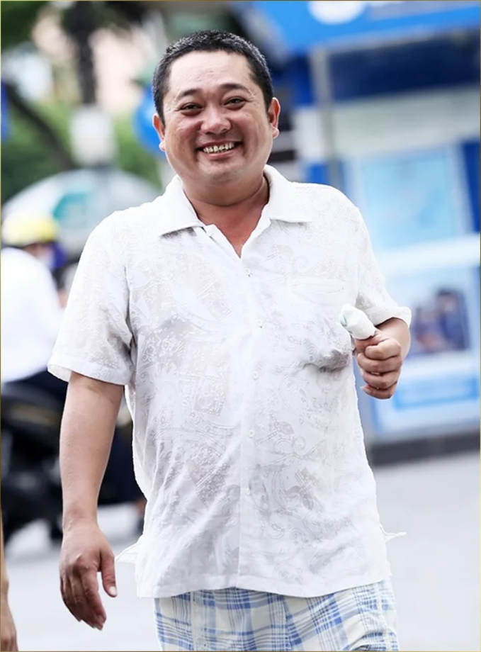 Nam diễn viên Việt khổ nhất showbiz: Ở phòng trọ 15m2, bán xe trả nợ, 40 tuổi kết hôn lần 2 với vợ trẻ đẹp - Ảnh 4.