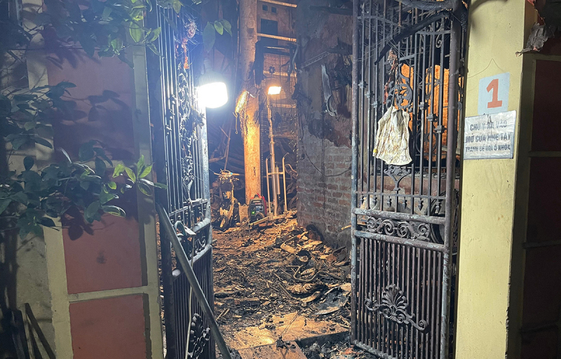 Nguyên nhân ban đầu vụ cháy nhà trọ 5 tầng ở Hà Nội, 14 người tử vong- Ảnh 1.