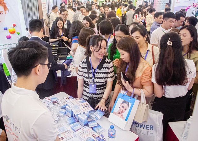 TPBVSK Emothion nhập khẩu Ph&aacute;p gi&uacute;p người Việt khỏe đẹp từ b&ecirc;n trong - Ảnh 2.