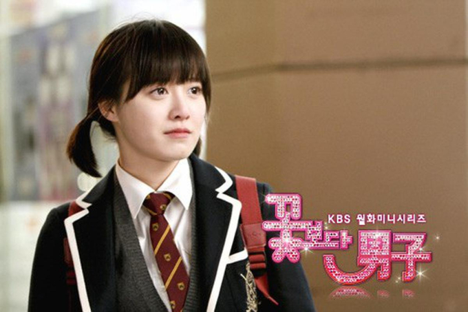 Xuất hiện dàn cast &quot;Vườn sao băng&quot; bản Việt: Nam chính “già chát”, nữ chính bị chê kém xa Goo Hye Sun? - Ảnh 4.