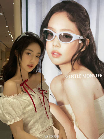 Hot girl Trung Quốc gây lú vì khoảnh khắc giống Jennie đến giật mình, visual ngoài đời ra sao?- Ảnh 1.
