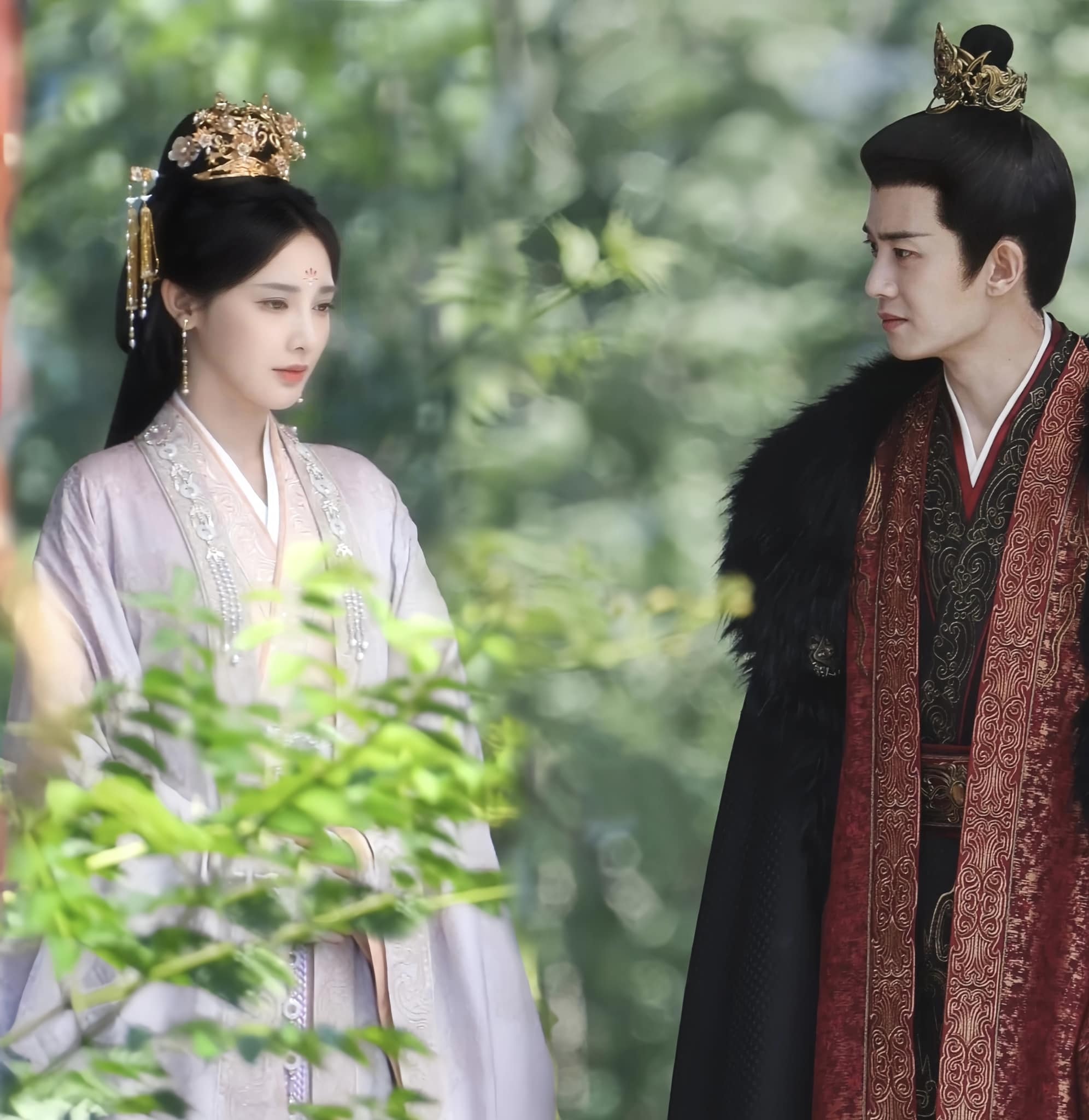 Đây là hoàng hậu đẹp nhất màn ảnh Hoa ngữ hiện tại, nhan sắc trời sinh để đóng cổ trang- Ảnh 2.