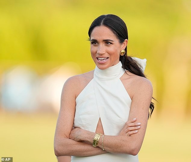 Meghan Markle gặp rắc rối - Ảnh 4.