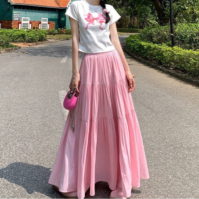 Mê váy áo tông hồng, nàng blogger Hàn có 1001 chiêu diện đẹp suốt hè mà không ô dề hay sến súa - Ảnh 16.