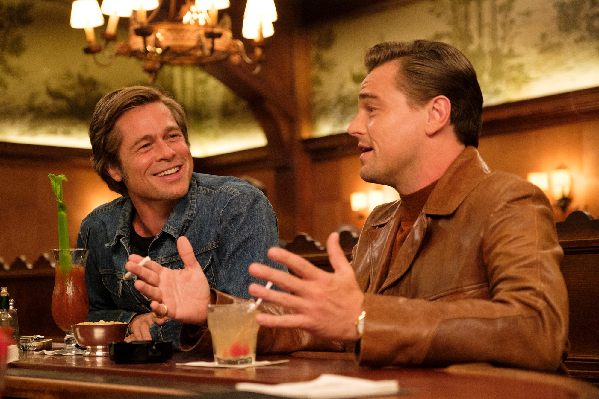 Tension between Brad Pitt and Leonardo DiCaprio: Fighting over each role, determined not to star in the same movie - Photo 1.