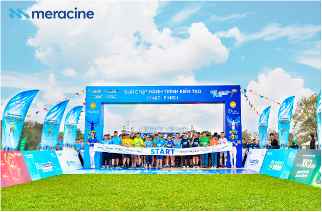 Giải chạy Hành trình kiến tạo của Dược phẩm Meracine gây quỹ ủng hộ trẻ em vùng cao - Ảnh 3.
