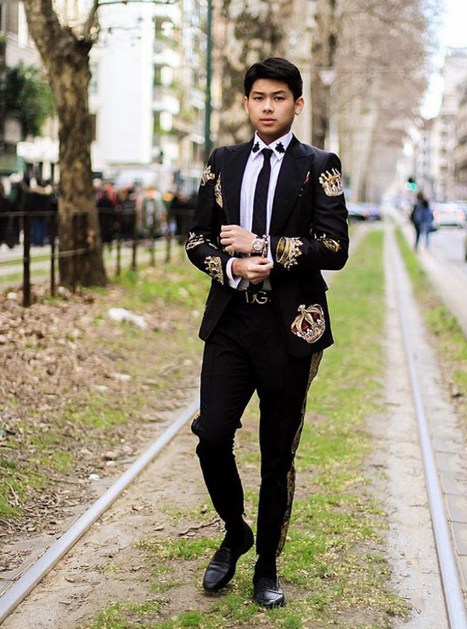 Thiếu gia nhà tỷ phú nổi nhất nhì Việt Nam với vẻ ngoài điển trai không kém diễn viên: 23 tuổi đã làm Phó tổng giám đốc, cuộc sống sang chảnh như hoàng tử - Ảnh 6.