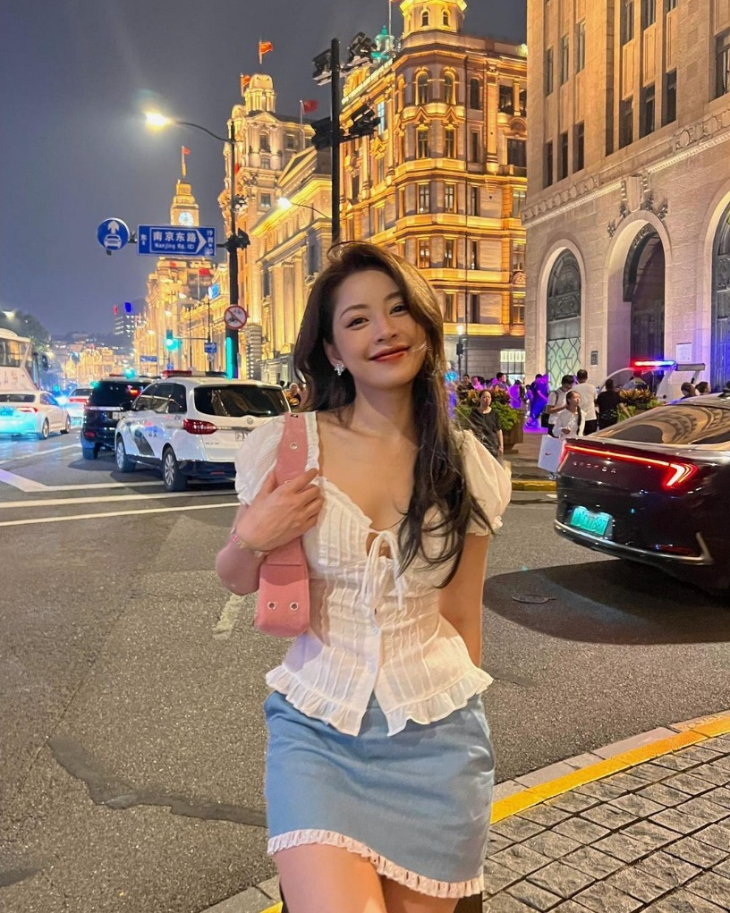 Style của Chi Pu quá đỉnh: Diện bộ nào cũng xinh như mộng, đến phái nữ xứ tỷ dân cũng muốn "copy" theo- Ảnh 3. Style của Chi Pu quá đỉnh: Diện bộ nào cũng xinh như mộng, đến phái nữ xứ tỷ dân cũng muốn "copy" theo- Ảnh 3.