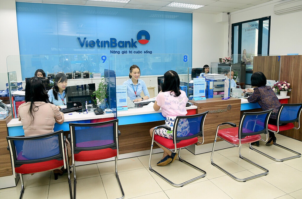 Lãi suất tiết kiệm ngân hàng VietinBank mới nhất tháng 5/2024: Kỳ hạn 24 tháng trở lên có lãi suất cao nhất- Ảnh 1.