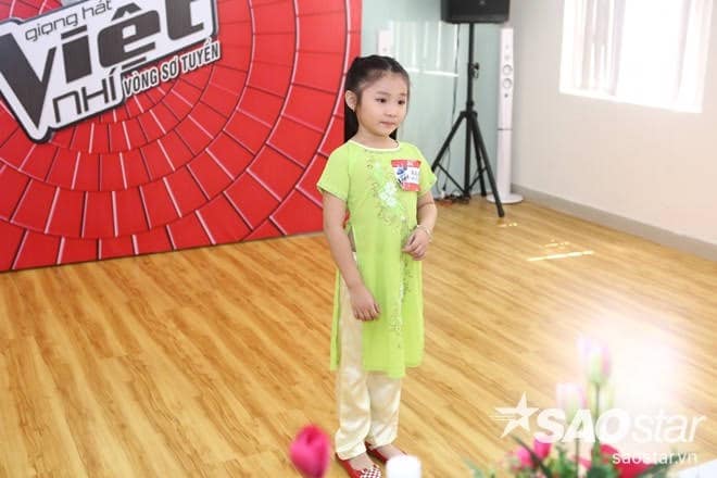Sau 7 năm "mất tích", cô gái được mệnh danh "Thần đồng dân ca" giờ ra sao? - Ảnh 1. Sau 7 năm "mất tích", cô gái được mệnh danh "Thần đồng dân ca" giờ ra sao? - Ảnh 1.