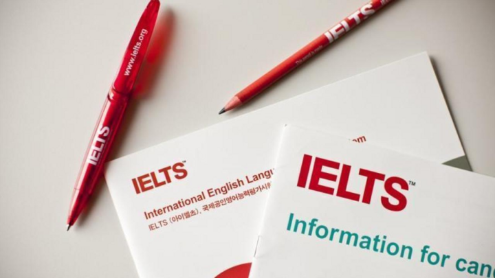 IDP 'cấp lậu' 56.000 chứng chỉ IELTS, nhiều sinh viên hoang mang sợ bị thôi học - Ảnh 2.