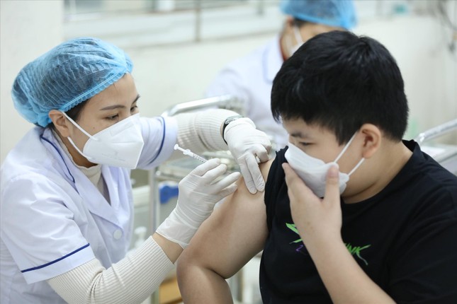Việt Nam không còn sử dụng vắc xin AstraZeneca - Ảnh 1.