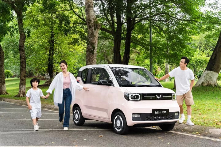 VinFast VF 3 và Wuling MiniEV - Đâu là xe điện cỡ nhỏ cho khách Việt? - Ảnh 4.