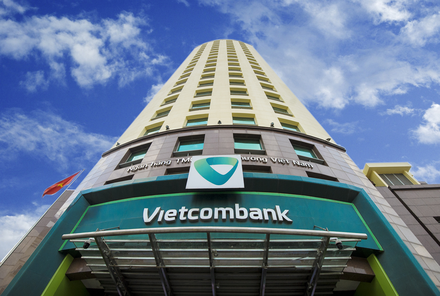 Vietcombank: Chỉ bán, không mua vàng từ người dân, có thể thanh toán bằng tiền mặt, không nhất thiết qua tài khoản- Ảnh 1.