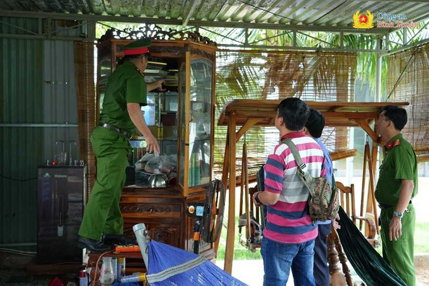 Cận cảnh nơi bà mẹ 3 con bị cả nhà chồng cũ giam cầm, đánh đập, bắt uống nước thải để 'trừ tà'- Ảnh 7.