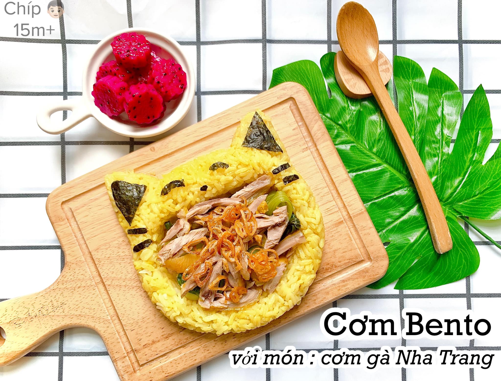 Choáng trước loạt đĩa cơm bento xinh xỉu mẹ làm cho con gái: &quot;Có mẹ khéo bày biện, nấu ăn ngon quá là hạnh phúc&quot; - Ảnh 3.