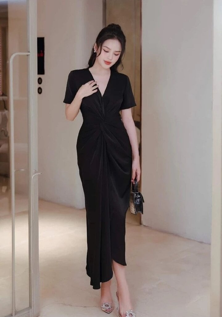 Bí kíp mặc đồ đen vừa đẹp mắt, vừa sành điệu trong mùa hè - Ảnh 3.