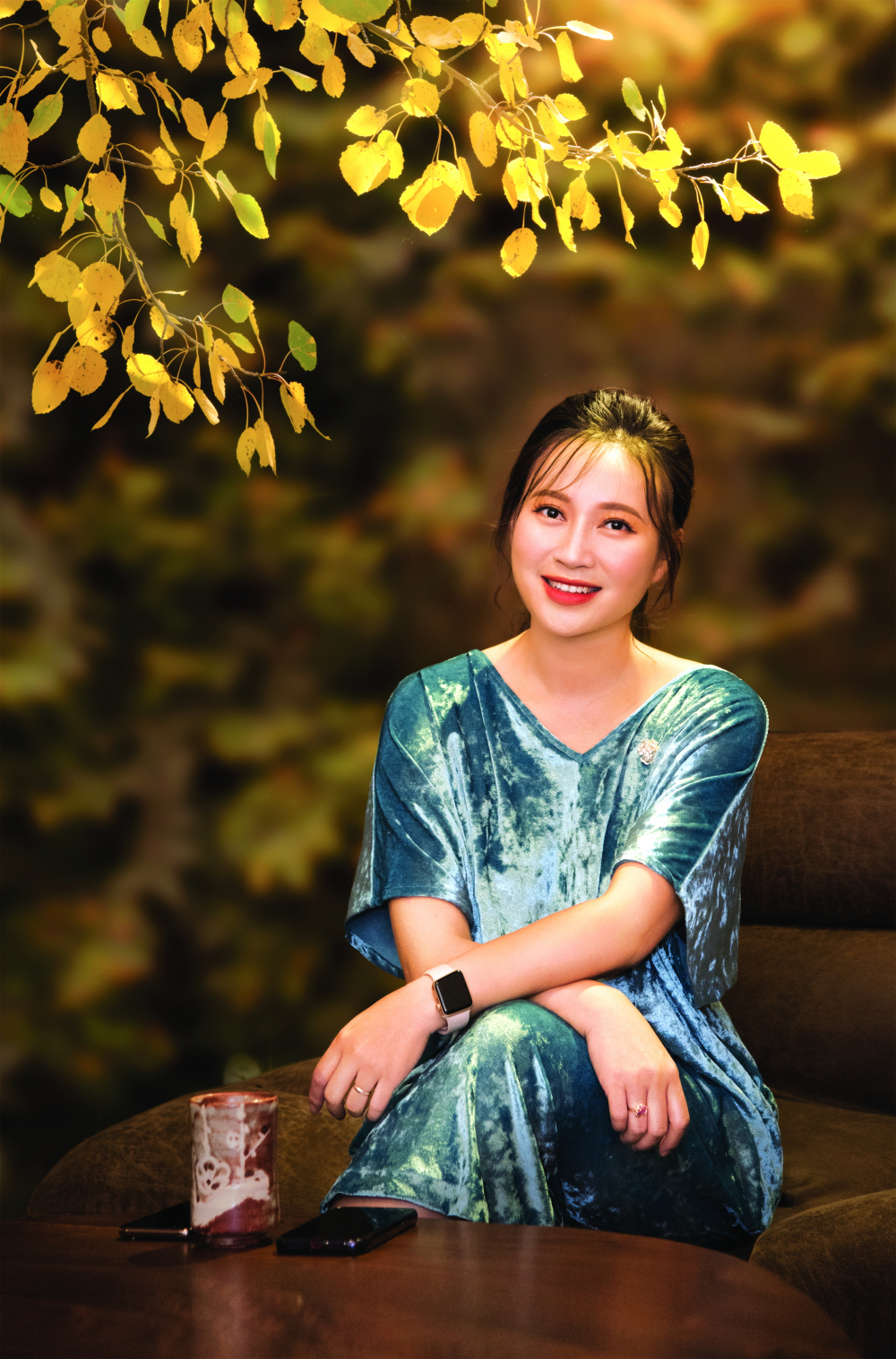 Nữ ca sĩ Việt kêu gọi chị em phụ nữ bớt hi sinh và "đừng có quên nhan sắc của mình"- Ảnh 2. Nữ ca sĩ Việt kêu gọi chị em phụ nữ bớt hi sinh và "đừng có quên nhan sắc của mình"- Ảnh 2.