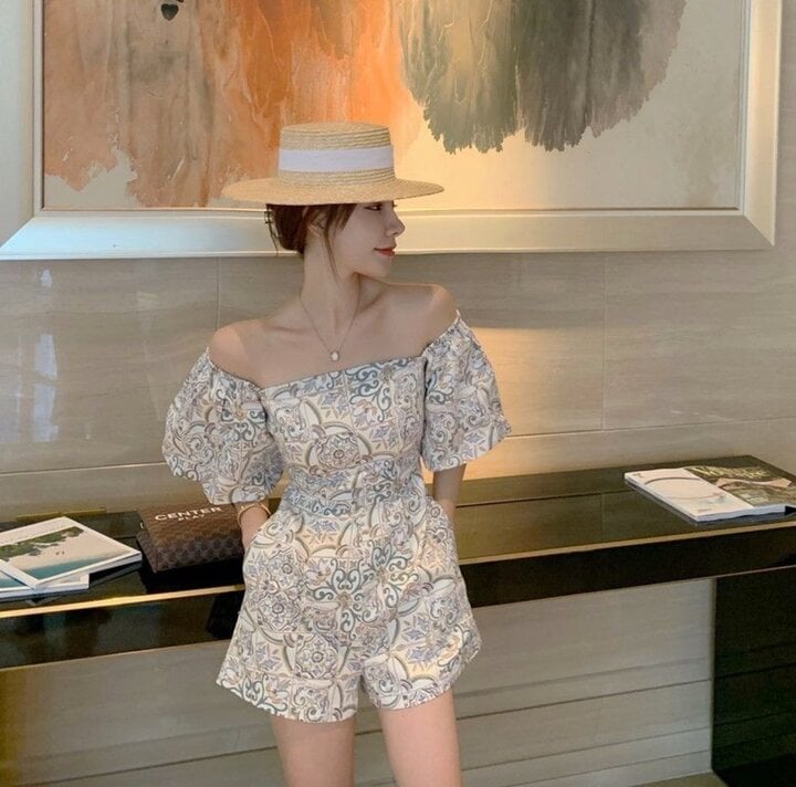 C&ocirc;ng thức phối đồ đi biển gi&uacute;p n&agrave;ng sang chảnh, s&agrave;nh điệu - Ảnh 6.