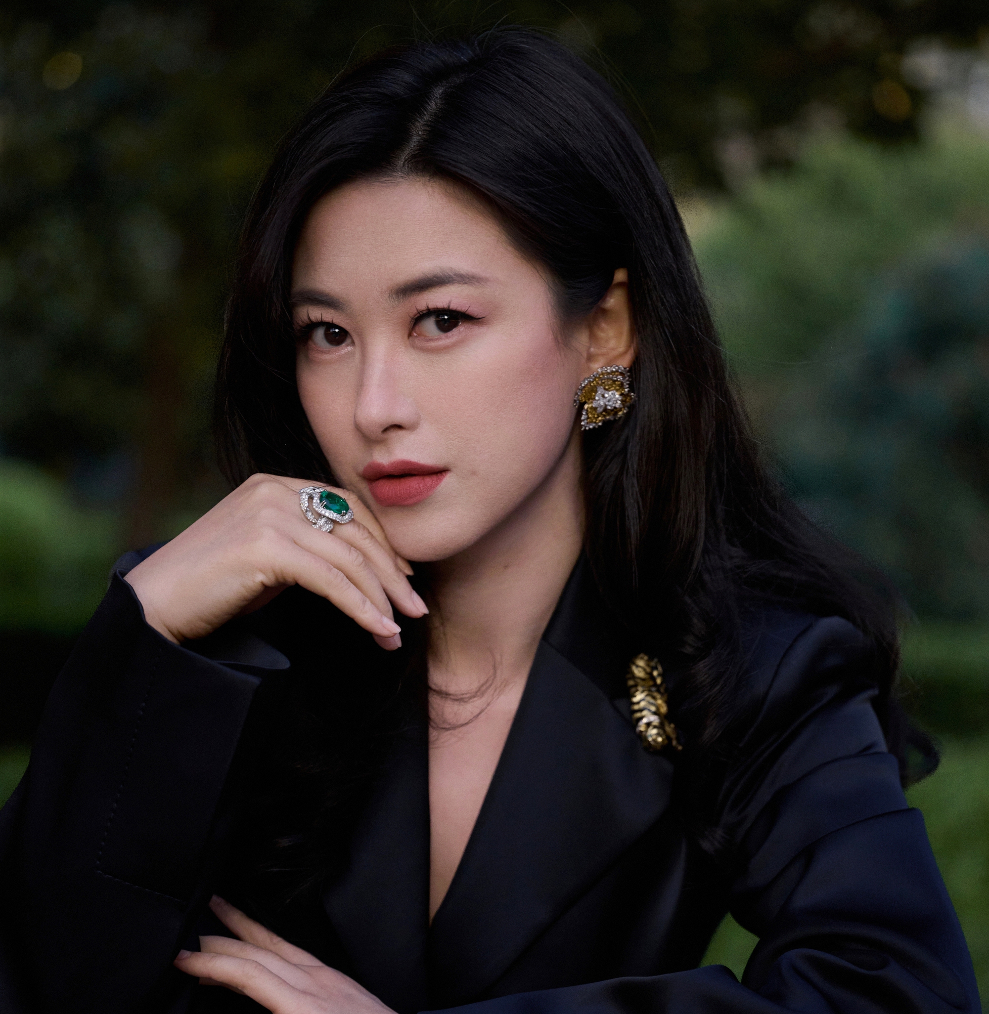 Mỹ nh&acirc;n 8 lần lọt top đẹp nhất thế giới: Si&ecirc;u gi&agrave;u từ phim tới đời, Lưu Diệc Phi cũng phải k&eacute;m cạnh - Ảnh 4.