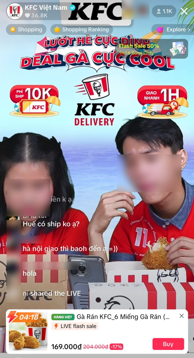 Thương hiệu gà rán quốc dân bất ngờ nhập cuộc livestream bán hàng trên TikTok nhưng lại gây tranh cãi - Ảnh 1.