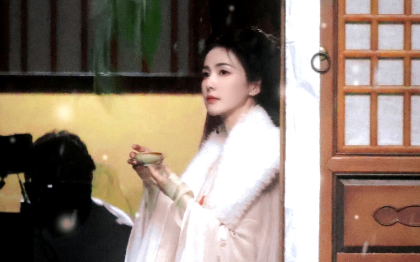 Mỹ nhân Hoa ngữ đẹp như thần nữ dưới tuyết ở phim mới, khung cảnh buồn đến nao lòng - Ảnh 1.