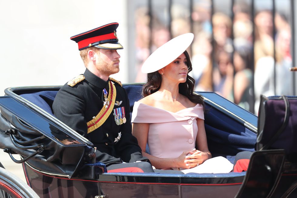 Vợ chồng Harry - Meghan và 2 con vẫn vắng mặt tại lễ diễu hành thường niên của Hoàng gia Anh- Ảnh 1.