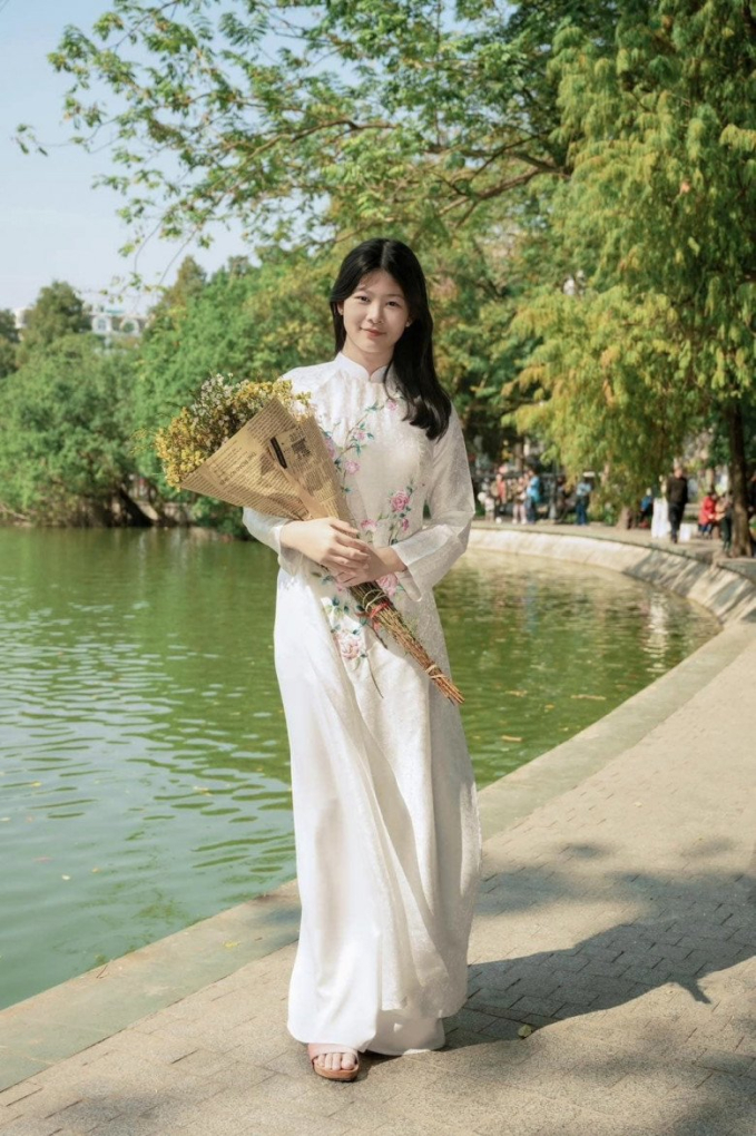 Ngoài Lọ Lem, có 1 ái nữ nhà sao Việt được dự đoán là Hoa hậu tương lai: Sắc vóc nổi bật, học hành tốt lại được dạy dỗ khéo - Ảnh 1.
