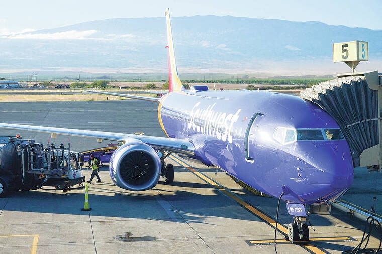 FAA đang điều tra vụ việc một chuyến bay chở khách của hãng Southwest Airlines suýt lao xuống biển ngoài khơi quần đảo Hawaii. Ảnh: Reuters