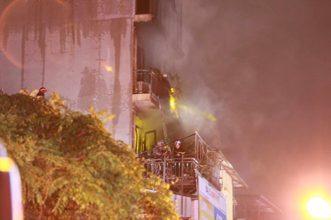 Những nguyên nhân khiến 4 nạn nhân ở vụ cháy ở Định Công không thể thoát ra ngoài an toàn? - Ảnh 10.
