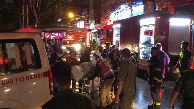 Đội trưởng PCCC đau lòng kể khoảnh khắc tìm thấy thi thể 4 nạn nhân tử vong trong vụ cháy ở Định Công Hạ- Ảnh 8.
