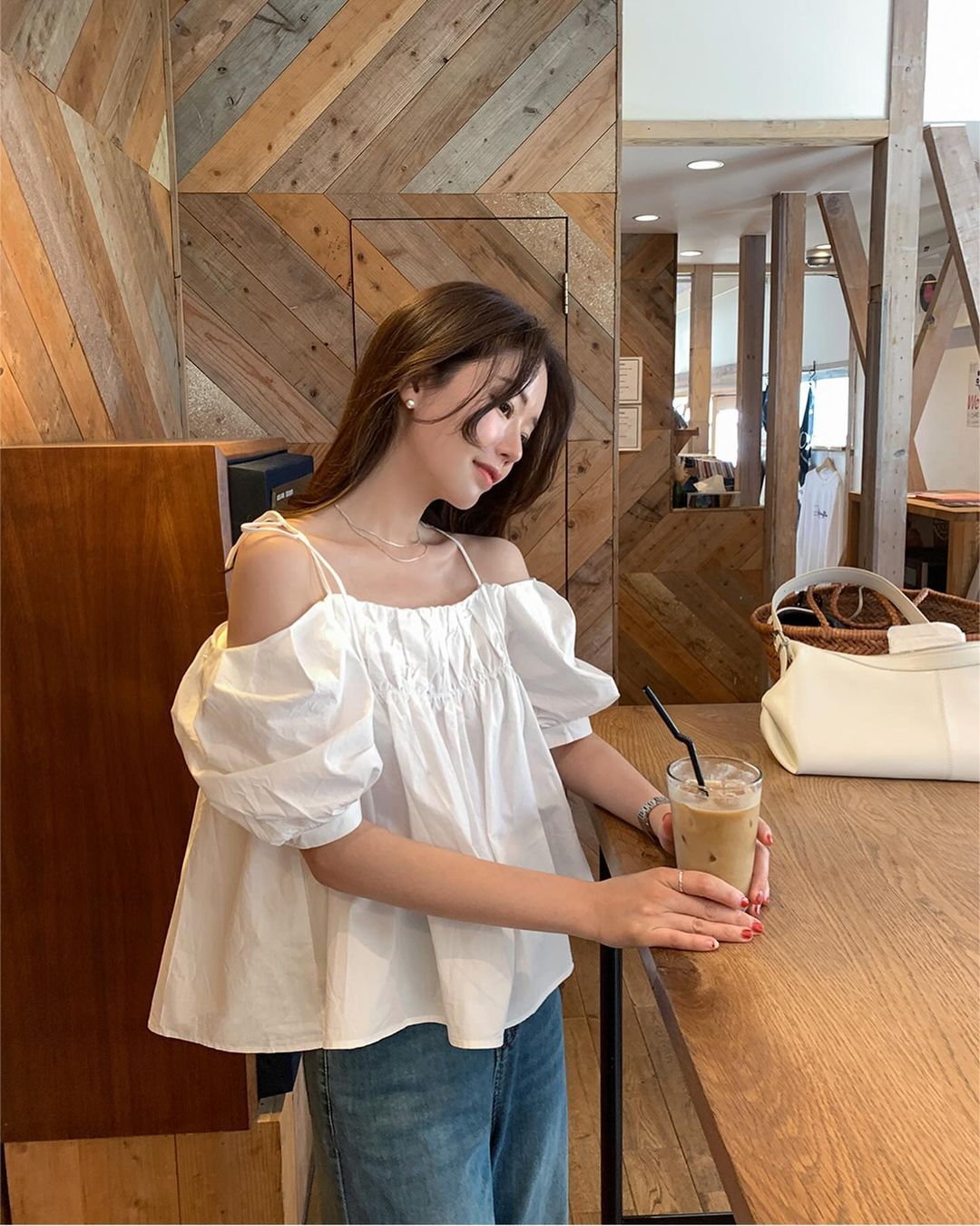 4 c&ocirc;ng thức diện đồ che b&eacute;o bụng cho n&agrave;ng c&ocirc;ng sở - Ảnh 9.